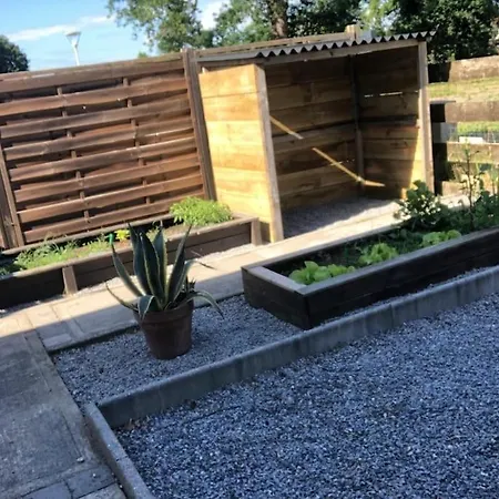 Maison Neuve Avec Grand Jardin *
