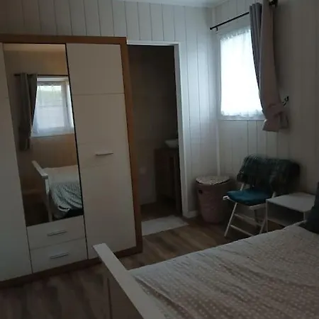 Maison Neuve Avec Grand Jardin *